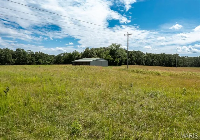 Photo 2 of Farm at 4 Bcr 924, Patton, MO 63662 | MLS# MIS25018059 |  | Sold on 2025-09-26