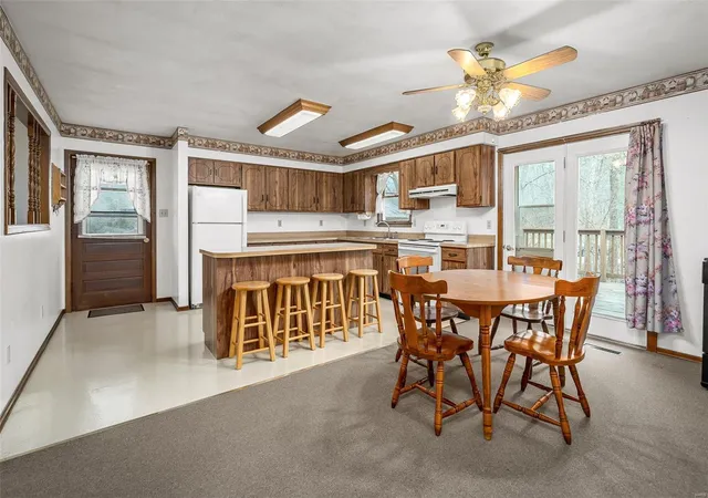 Photo 5 of Single Family Residence at 2337 Boy Scout Rd, Hermann, MO 65041 | MLS# MIS25018264 | | Sold on 2025-05-08