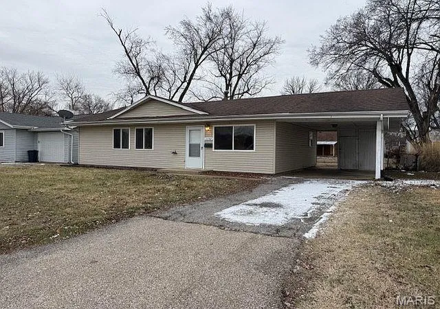 Single family home for sale at 1152 Camp Jackson Rd, East Saint Louis, IL 62206 | MLS# MIS25018703 | Listing updated on 2025-08-14