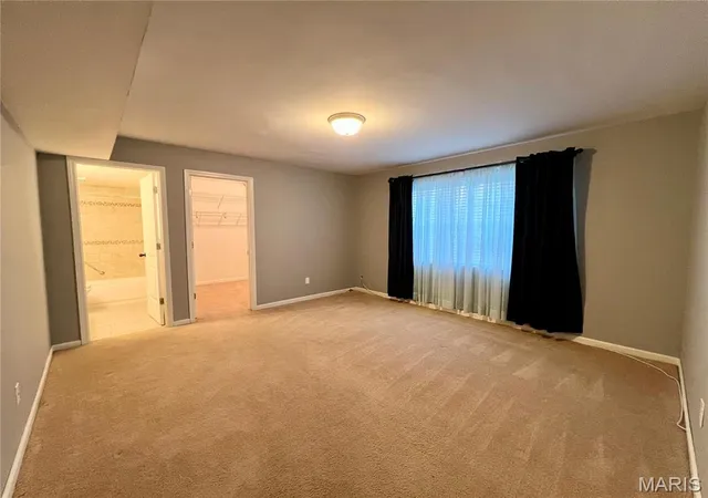 Photo 4 of Condominium at 6990 Colonial Woods Dr #59, Saint Louis, MO 63129 | MLS# MIS25018949 |  | Sold on 2025-11-21