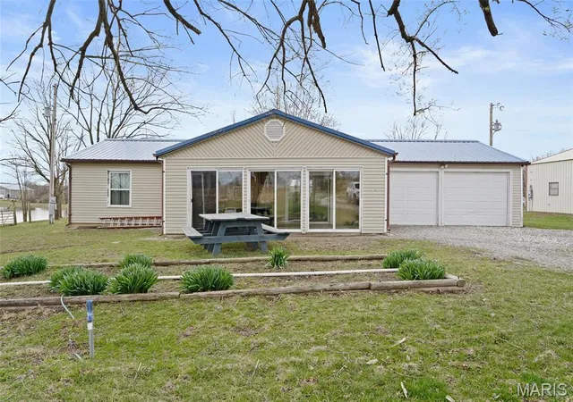Photo 1 of Single Family Residence at 23425 N Everett Carr Rd, Clark, MO 65243 | MLS# MIS25019006 |  | Sold on 2025-07-03