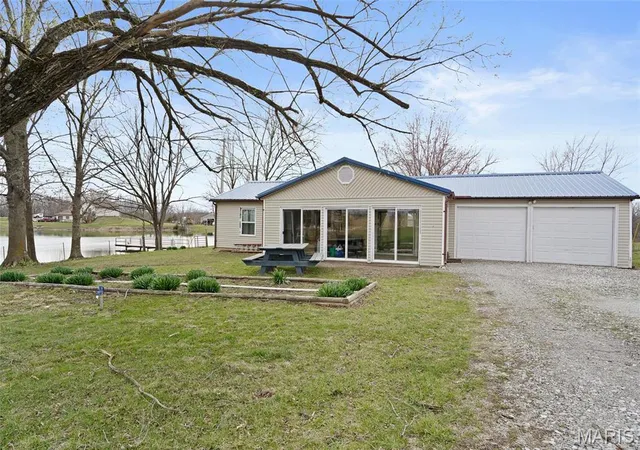 Photo 3 of Single Family Residence at 23425 N Everett Carr Rd, Clark, MO 65243 | MLS# MIS25019006 |  | Sold on 2025-07-03