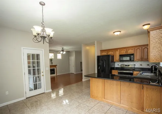 Photo 2 of Single Family Residence at 22884 Honeysuckle Rd, Saint Robert, MO 65584 | MLS# MIS25019056 |  | Sold on 2025-07-15