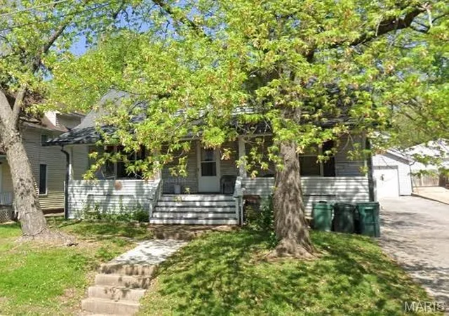 Single Family Residence at 3439 Commonwealth Ave, Saint Louis, MO 63143 | MLS# MIS25019094 | | Sold on 2025-05-02
