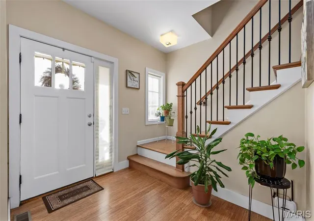 Photo 3 of Townhouse at 3325 Gustine Ave, Saint Louis, MO 63116 | MLS# MIS25019167 |  | Sold on 2025-06-02