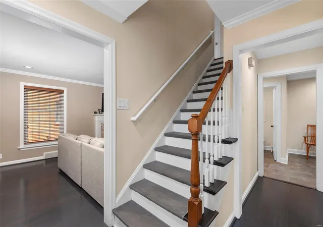 Photo 4 of Single Family Residence at 8115 Pershing Ave, Saint Louis, MO 63105 | MLS# MIS25019269 |  | Sold on 2025-06-04