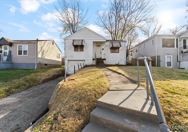 Photo 3 of Single Family Residence at 7532 Eunice Ave, Saint Louis, MO 63136 | MLS# MIS25019395 |  | Sold on 2025-05-13