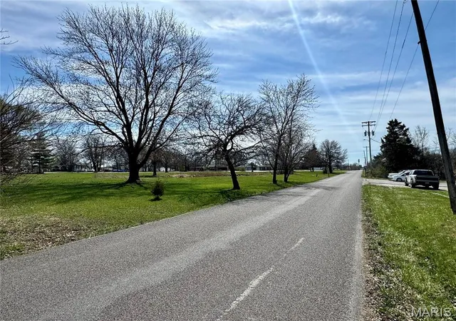 Photo 2 of Land at 109 S Mortimer St, New Florence, MO 63363 | MLS# MIS25019435 | | Sold on 2025-11-20