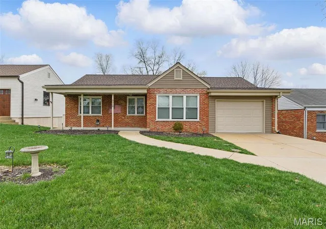 Photo 1 of Single Family Residence at 9518 Crain Ct, Saint Louis, MO 63126 | MLS# MIS25019446 |  | Sold on 2025-05-23