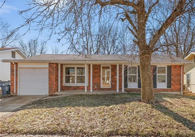 Single Family Residence at 2204 Rountree Dr, Saint Louis, MO 63136 | MLS# MIS25019600 | | Sold on 2025-05-12