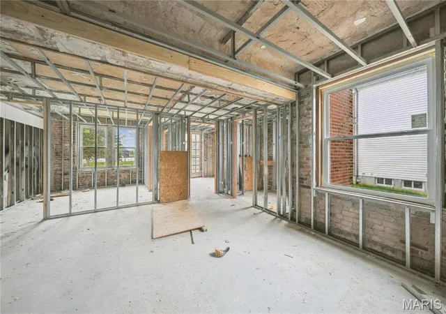 Photo 4 of Multi family home for sale at 5815 Cates Ave, Saint Louis, MO 63112 | MLS# MIS25019707 | Listing updated on 2026-09-20