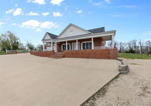 Photo 3 of Single Family Residence at 29624 Hwy 34, Marble Hill, MO 63764 | MLS# MIS25019855 |  | Sold on 2025-11-07