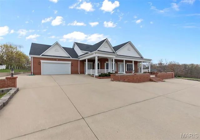Photo 4 of Single Family Residence at 29624 Hwy 34, Marble Hill, MO 63764 | MLS# MIS25019855 |  | Sold on 2025-11-07