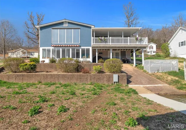 Photo 2 of Single Family Residence at 1719 Lake Shore Dr, Owensville, MO 65066 | MLS# MIS25019909 |  | Sold on 2025-05-21