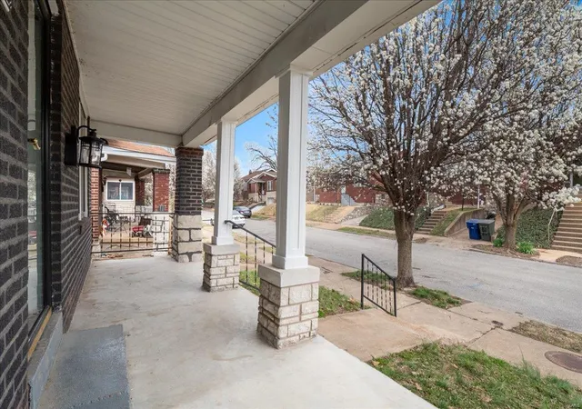 Photo 1 of Single Family Residence at 6039 Wanda Ave, Saint Louis, MO 63116 | MLS# MIS25019970 | | Sold on 2025-05-30