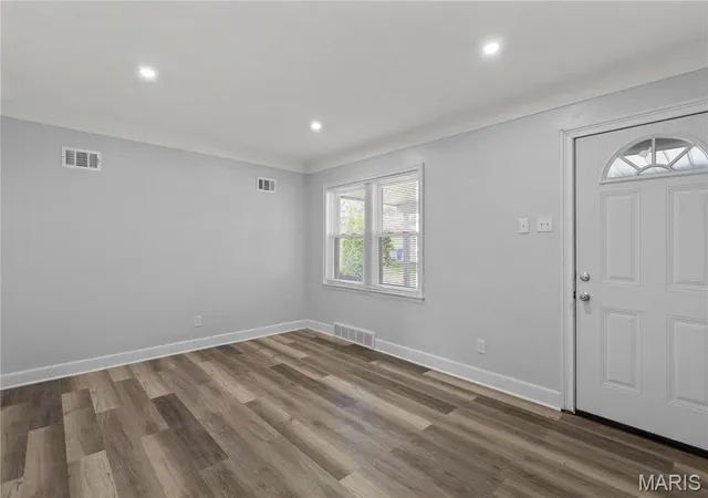 Photo 2 of Single Family Residence at 8810 Shady Grove Ave, Saint Louis, MO 63136 | MLS# MIS25019983 | | Sold on 2025-06-17