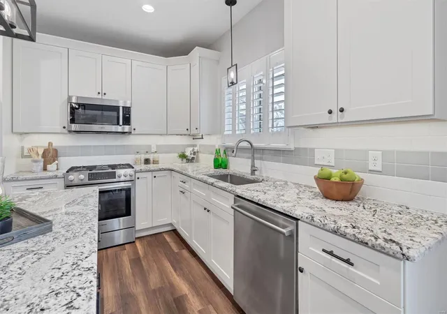 Photo 4 of Single Family Residence at 13219 Tablerock Dr, Saint Louis, MO 63122 | MLS# MIS25020321 |  | Sold on 2025-04-30