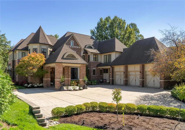 Photo 2 of Single Family Residence at 1208 Lay Rd, Saint Louis, MO 63124 | MLS# MIS25020344 | | Sold on 2025-07-18