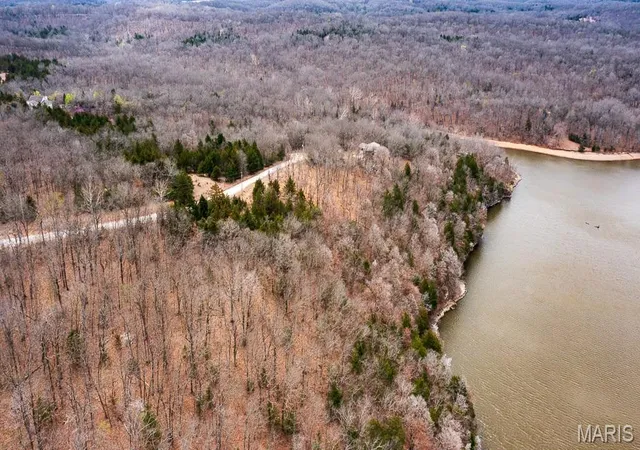 Photo 3 of Land at 0 Fischer Pl, Edwards, MO 65326 | MLS# MIS25020371 | | Sold on 2026-01-20