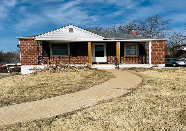 Single Family Residence at 5413 College Ave, Saint Louis, MO 63136 | MLS# MIS25020679 | | Sold on 2025-05-30