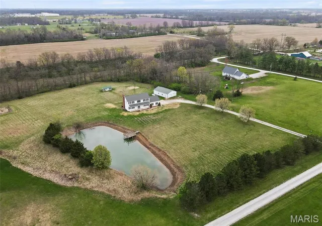 Photo 3 of Single Family Residence at 12492 Audrain Road 9931, Mexico, MO 65265 | MLS# MIS25020686 | | Sold on 2025-08-15