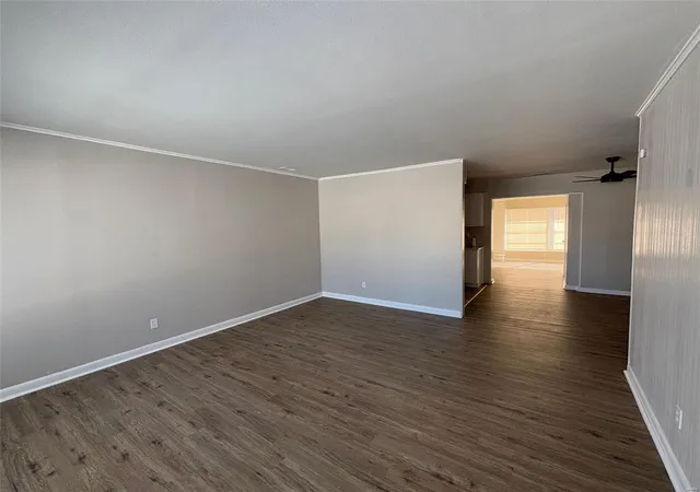 Photo 1 of Single Family Residence at 924 Marias Dr, Saint Louis, MO 63137 | MLS# MIS25020718 | | Sold on 2025-05-14