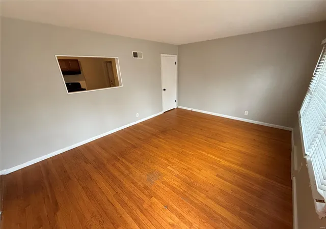 Photo 3 of Single Family Residence at 1418 Broadlawns Ln, Saint Louis, MO 63138 | MLS# MIS25020758 | | Sold on 2025-05-27