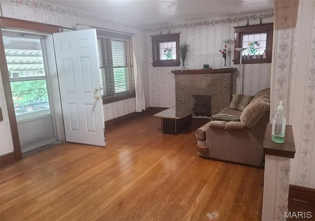 Photo 1 of Single Family Residence at 3619 Holt Ave, Saint Louis, MO 63116 | MLS# MIS25020775 |  | Sold on 2025-08-14