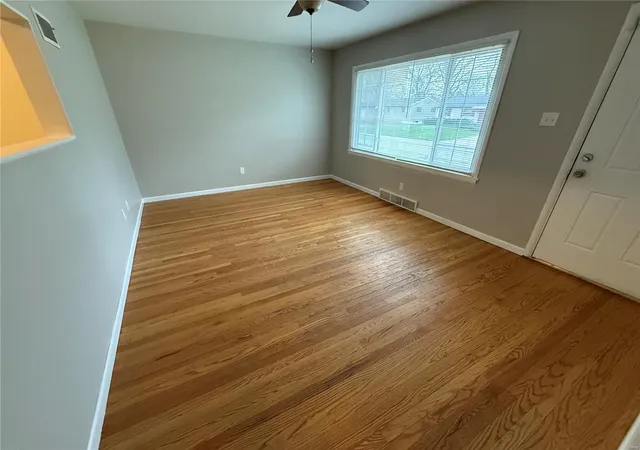 Photo 3 of Single Family Residence at 1451 Widefields Ln, Saint Louis, MO 63138 | MLS# MIS25020813 |  | Sold on 2025-05-14