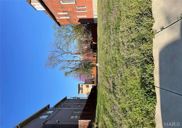 Land at 4337 Washington Blvd, Saint Louis, MO 63108 | MLS# MIS25021141 | | Sold on 2025-05-16