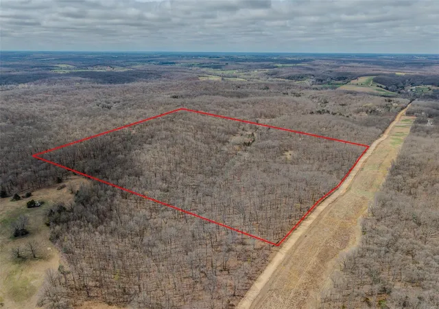 Photo 1 of Farm at 0 Sawmill Rd, Edwards, MO 65326 | MLS# MIS25021158 | | Sold on 2025-05-09