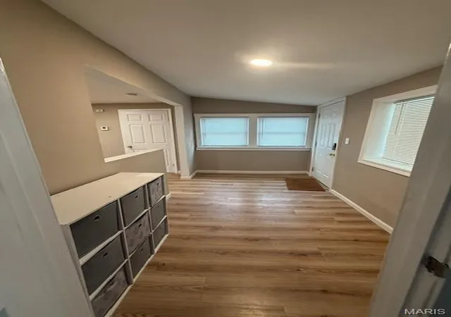 Photo 3 of Single Family Residence at 213 Vida Ave, Saint Louis, MO 63125 | MLS# MIS25021309 |  | Sold on 2025-09-16