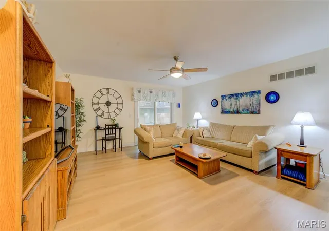 Photo 2 of Condominium at 838 Sugar Valley Ct #2, Saint Peters, MO 63376 | MLS# MIS25021398 | | Sold on 2025-05-28