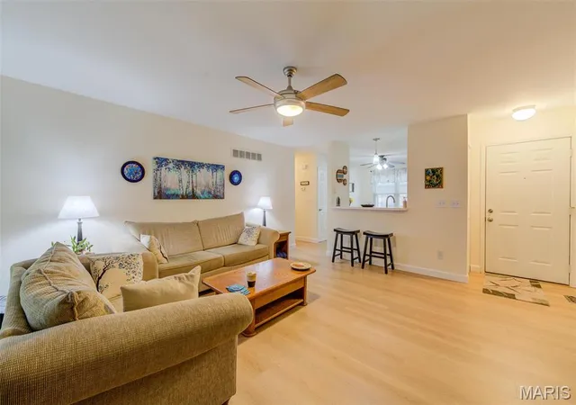 Photo 4 of Condominium at 838 Sugar Valley Ct #2, Saint Peters, MO 63376 | MLS# MIS25021398 | | Sold on 2025-05-28