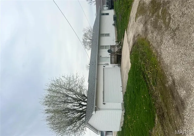 Photo 1 of Single Family Residence at 1114 S Main St, Vandalia, MO 63382 | MLS# MIS25021447 | | Sold on 2025-08-14