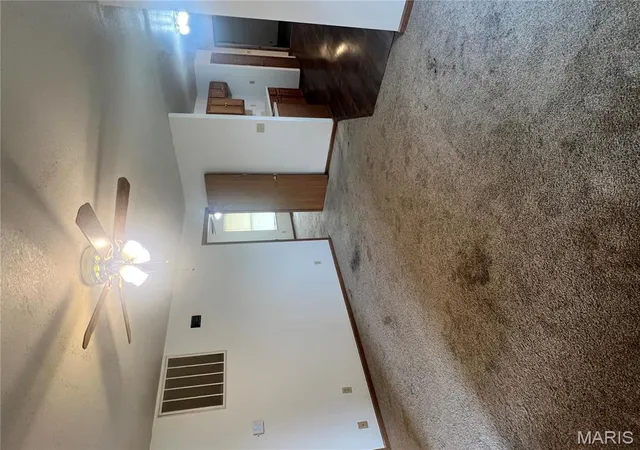 Photo 4 of Single Family Residence at 1114 S Main St, Vandalia, MO 63382 | MLS# MIS25021447 | | Sold on 2025-08-14