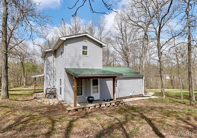 Photo 4 of Single Family Residence at 43139 Deerview Trail, Monroe City, MO 63456 | MLS# MIS25021540 |  | Sold on 2025-10-31