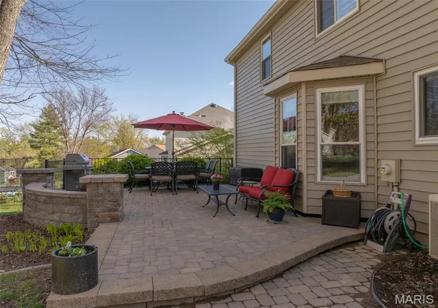 Photo 1 of Single Family Residence at 215 Copperwood Trl, Saint Charles, MO 63304 | MLS# MIS25021684 |  | Sold on 2025-05-07