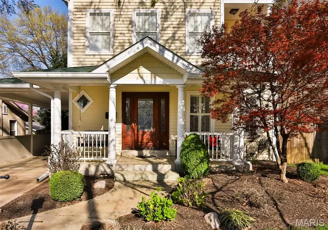 Photo 3 of Single Family Residence at 922 Simmons Ave, Saint Louis, MO 63122 | MLS# MIS25021735 | | Sold on 2025-05-23