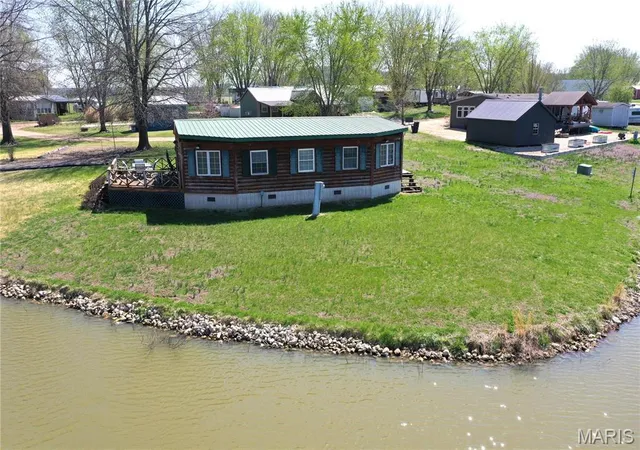 Photo 4 of Single Family Residence at 1920 Choctaw Path, Hermann, MO 65041 | MLS# MIS25021859 | | Sold on 2025-07-14