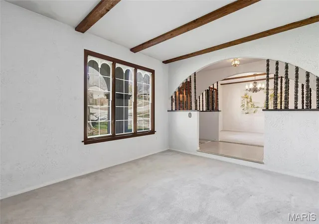 Photo 3 of Single Family Residence at 5010 Barbagallo Dr, Saint Louis, MO 63129 | MLS# MIS25022024 | | Sold on 2025-05-14