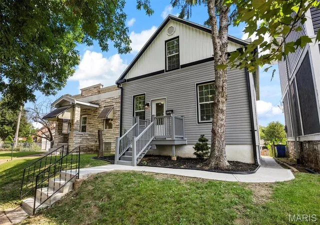 Single Family Residence at 4765 Dahlia Ave, Saint Louis, MO 63116 | MLS# MIS25022108 | | Sold on 2025-05-22