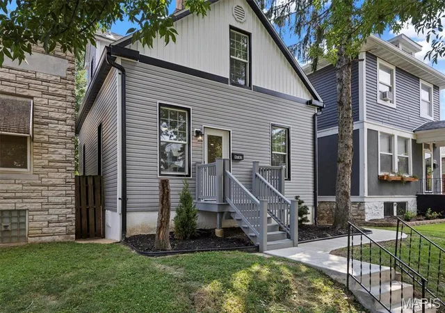 Photo 2 of Single Family Residence at 4765 Dahlia Ave, Saint Louis, MO 63116 | MLS# MIS25022108 | | Sold on 2025-05-22