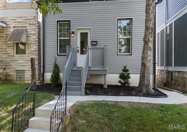 Photo 3 of Single Family Residence at 4765 Dahlia Ave, Saint Louis, MO 63116 | MLS# MIS25022108 | | Sold on 2025-05-22