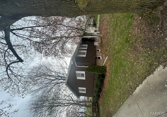 Photo 1 of Single Family Residence at 10 Bonnie Ln, South Jacksonville, IL 62650 | MLS# MIS25022120 | | Sold on 2025-05-23