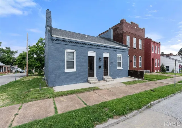 Photo 1 of Single Family Residence at 6800 Minnesota Avenue, Saint Louis, MO 63111 | MLS# MIS25022126 | | Sold on 2025-07-31