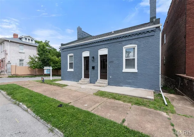 Photo 2 of Single Family Residence at 6800 Minnesota Avenue, Saint Louis, MO 63111 | MLS# MIS25022126 | | Sold on 2025-07-31