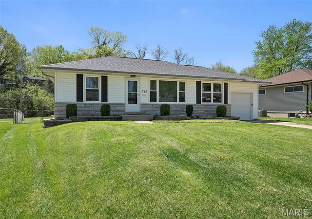 Photo 2 of Single Family Residence at 87 Buckley Meadows Dr, Saint Louis, MO 63125 | MLS# MIS25022133 | | Sold on 2025-06-10
