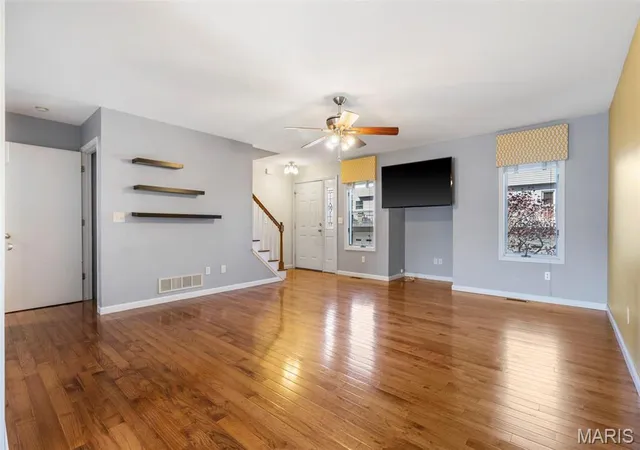 Photo 4 of Townhouse at 3801 Sherman Park Dr #8G, Saint Charles, MO 63303 | MLS# MIS25022153 | | Sold on 2025-06-13