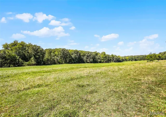 Photo 5 of Farm at 0 2354 Ac Tract #5 Horstman Rd, New Haven, MO 63068 | MLS# MIS25022238 | | Sold on 2025-08-14